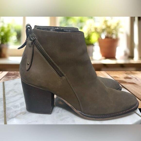 🔥 Blondo Nivada Waterproof Leather Zippered Ankle Booties Size 9 - Picture 8 of 16